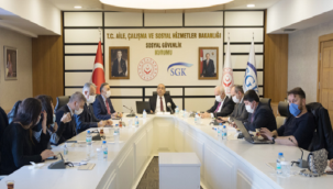 SGK Başkanı İsmail Yılmaz, basın toplantısında Yapılandırma Kanununa ilişkin açıklamalarda bulundu