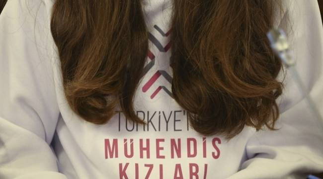 Bakan Selçuk: "Türkiye'nin Mühendis Kızları Projesi ile 75 Lisede 22.500 Öğrenciye Ulaştık"