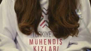 Bakan Selçuk: “Türkiye’nin Mühendis Kızları Projesi ile 75 Lisede 22.500 Öğrenciye Ulaştık”